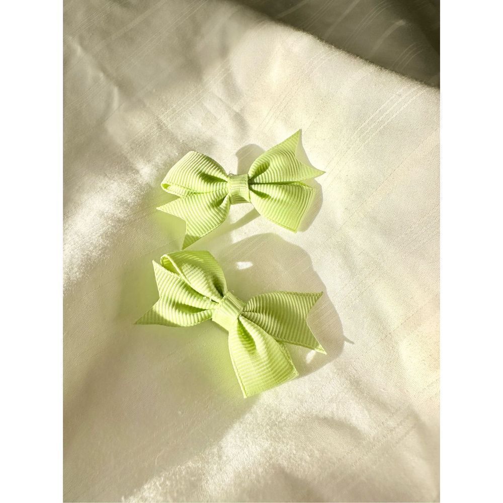 Light green color mini hair bows - for women, babies, dogs, or cats
